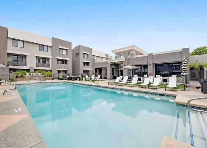 Cozysuites - Westgate With Pool 02 * Glendale